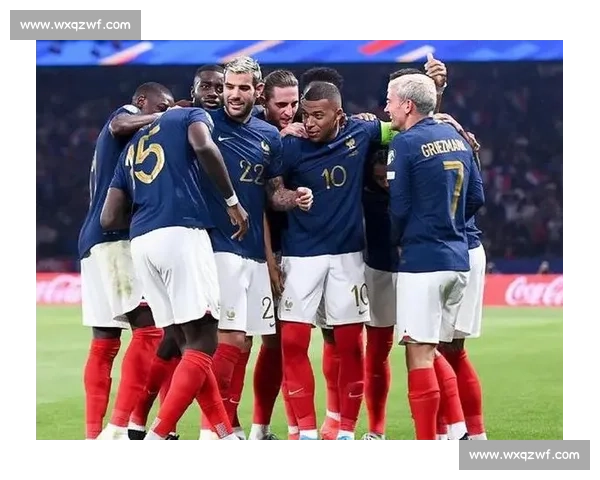 科内与琼阿梅尼：法国中场的跑动默契双核